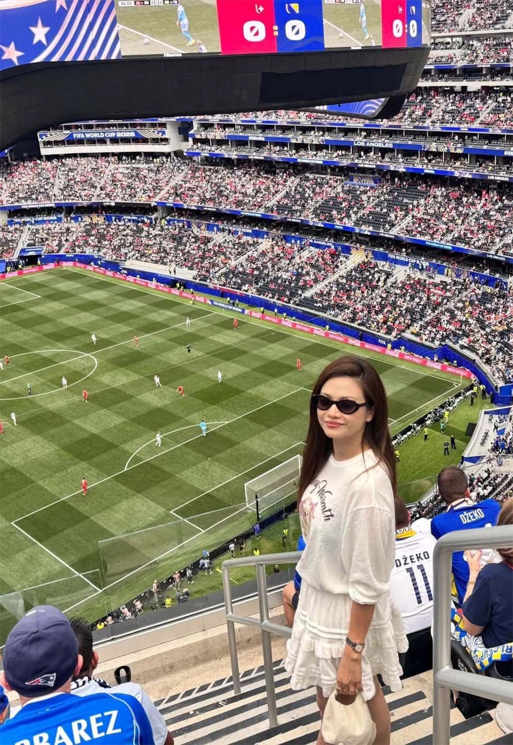 NSƯT Kiều Anh khoe sang Mỹ du lịch, tranh thủ đến xem một số trận đấu ở World Cup và tận hưởng bầu không khí sôi động.