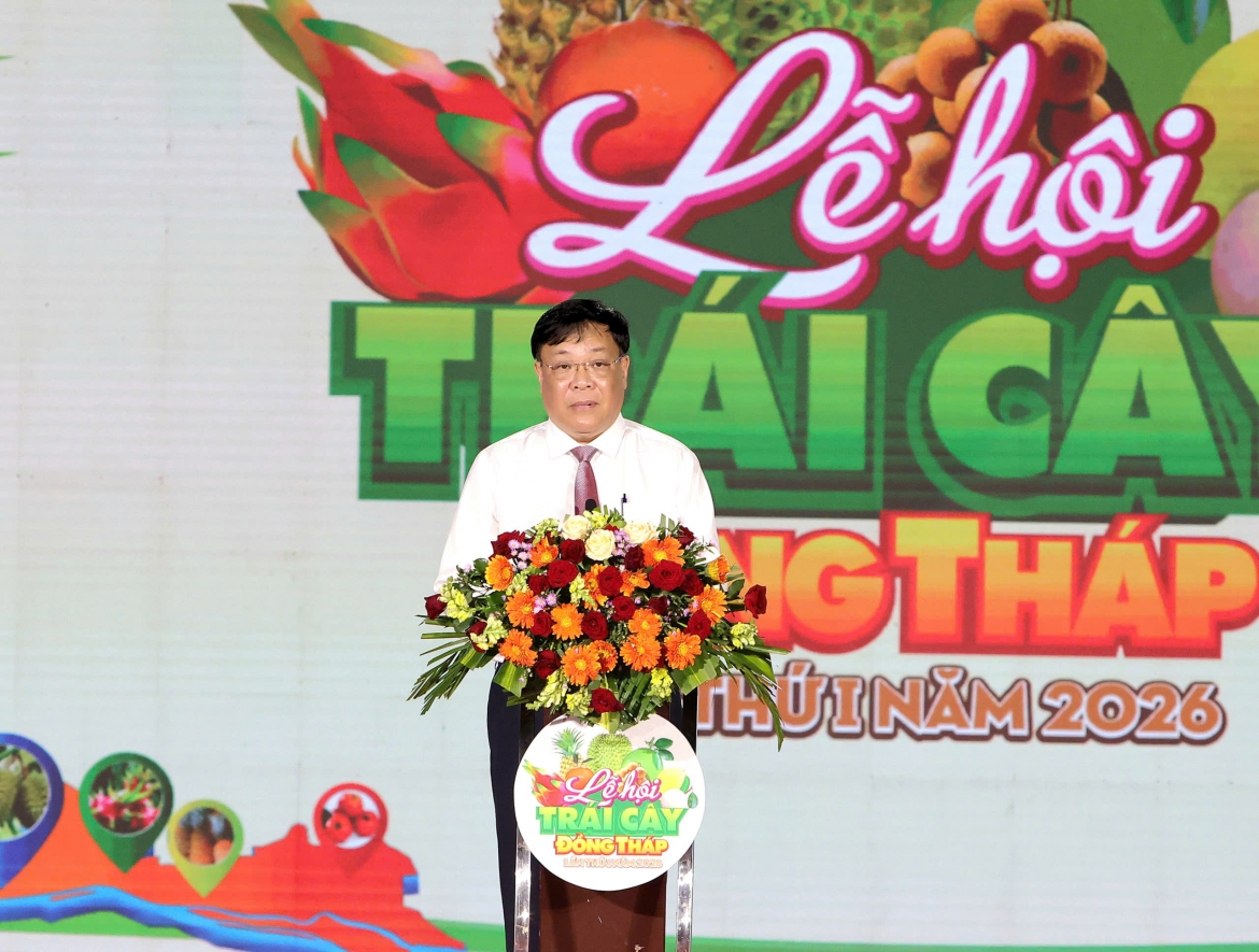Ông Phạm Thành Ngại, Phó Bí thư Tỉnh ủy, Chủ tịch UBND tỉnh Đồng Tháp phát biểu khai mạc Lễ hội