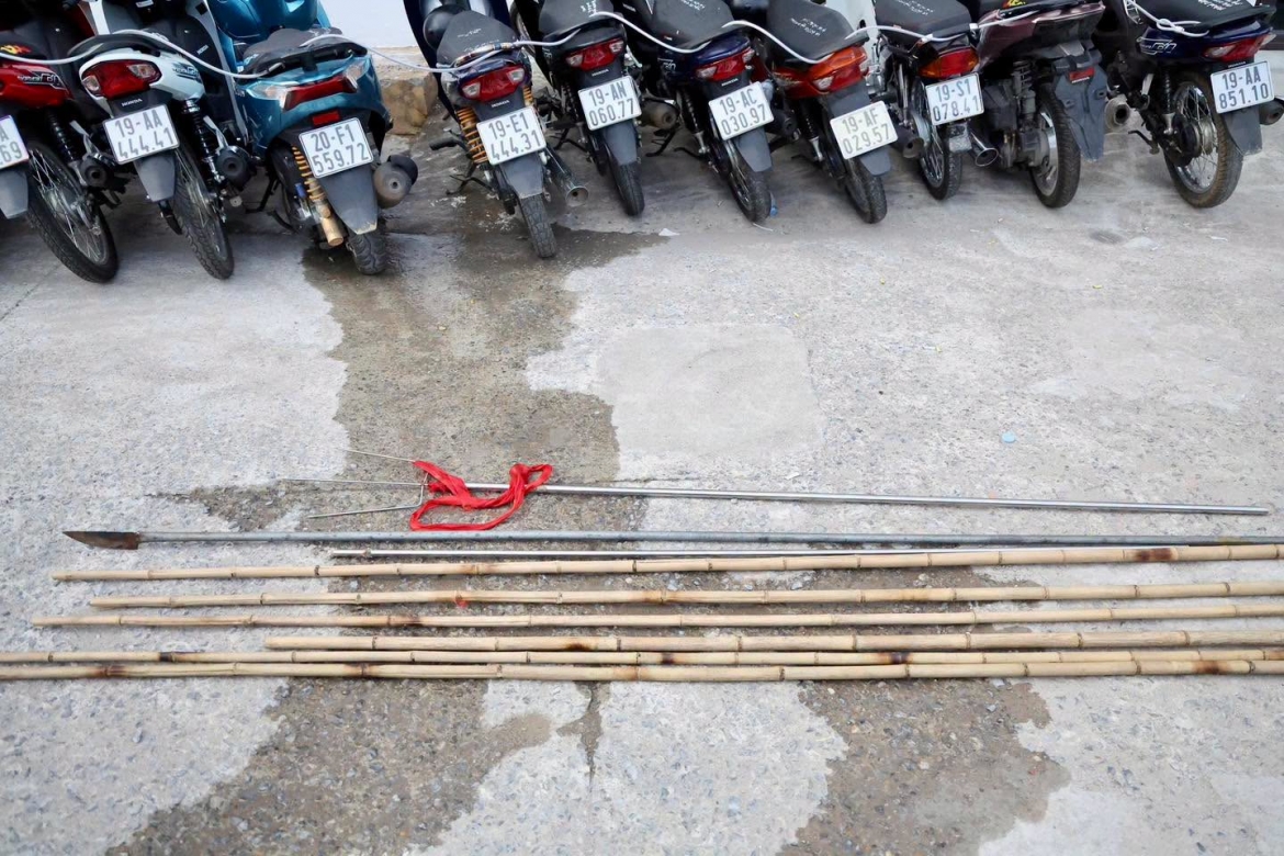 Hung khí gây án được cơ quan công an thu giữ. Ảnh: Công an Phú Thọ