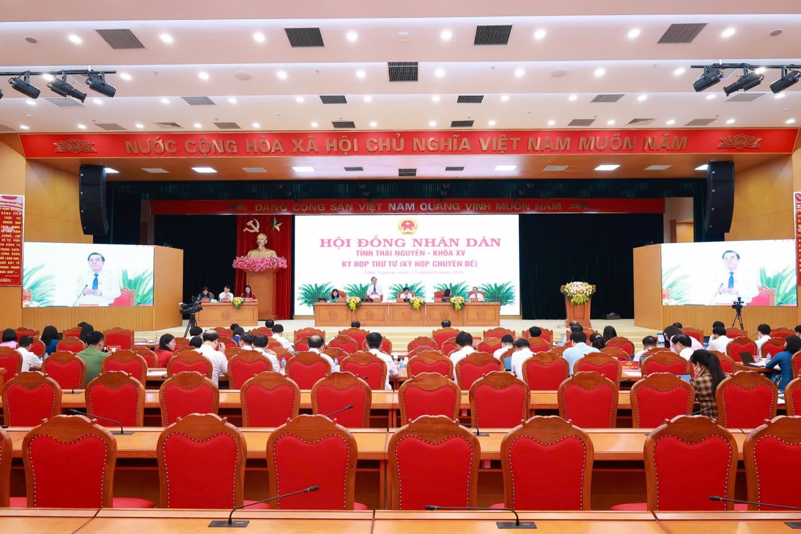 Quang cảnh kỳ họp