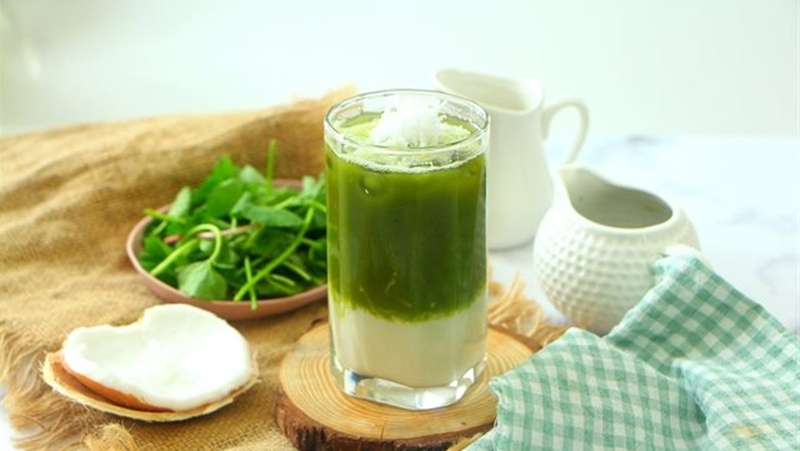 Rau má đậu xanh có khả năng hỗ trợ giảm cholesterol trong máu, từ đó góp phần hạn chế nguy cơ xơ vữa động mạch