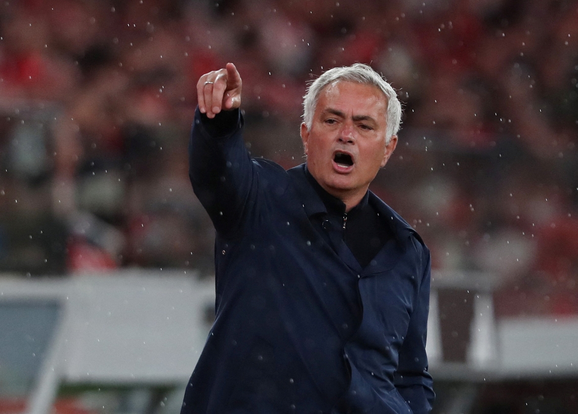 Real Madrid chính thức bổ nhiệm HLV Jose Mourinho với bản hợp đồng có thời hạn 3 năm (Ảnh: Reuters).