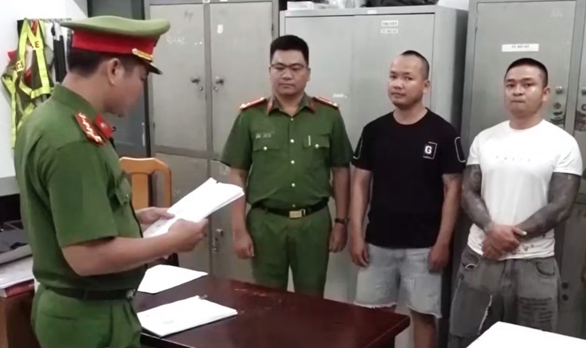 Công bố lệnh giữ người trong trường hợp khẩn cấp đối với Phan Hữu Cường, Phan Hữu Tiến.