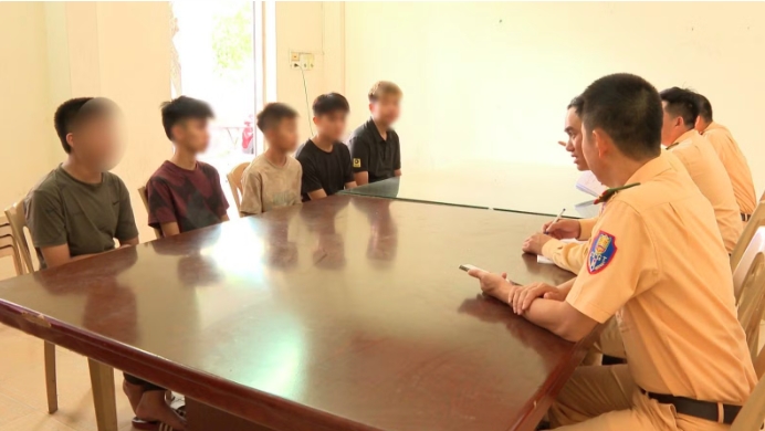 Việc quản lý thanh thiếu niên rất cần sự quan tâm từ phía các gia đình.