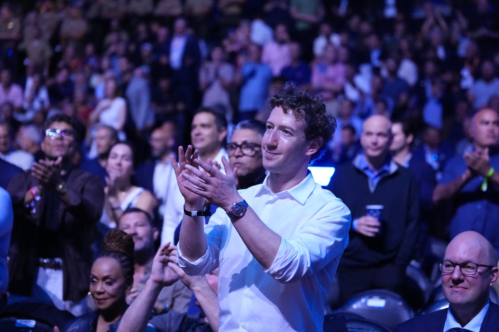 CEO của Meta, Mark Zuckerberg cũng tham dự sự kiện UFC Freedom 250 diễn ra tại khuôn viên Nhà Trắng.