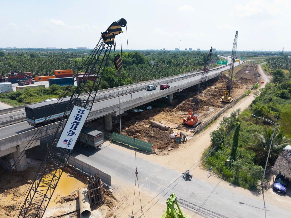 Theo kế hoạch, dự án mở rộng cao tốc TP.HCM - Trung Lương - Mỹ Thuận sẽ hoàn thành vượt tiến độ khoảng 6 tháng.
