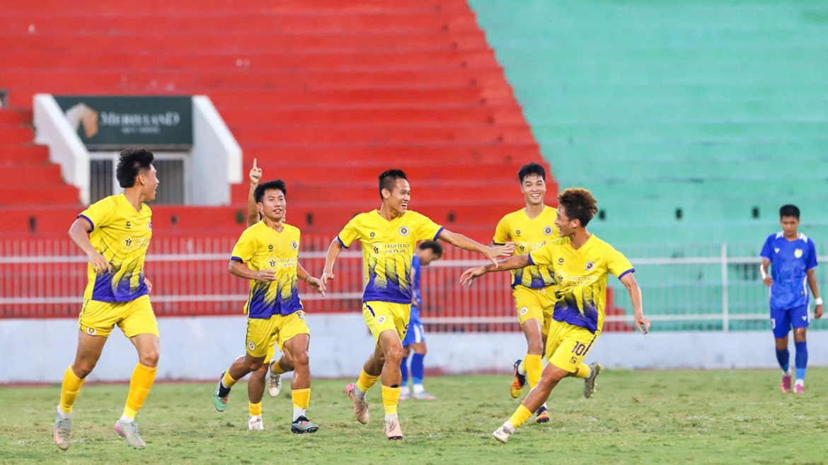 Trẻ Hà Nội giành quyền thăng hạng (Ảnh: VFF)