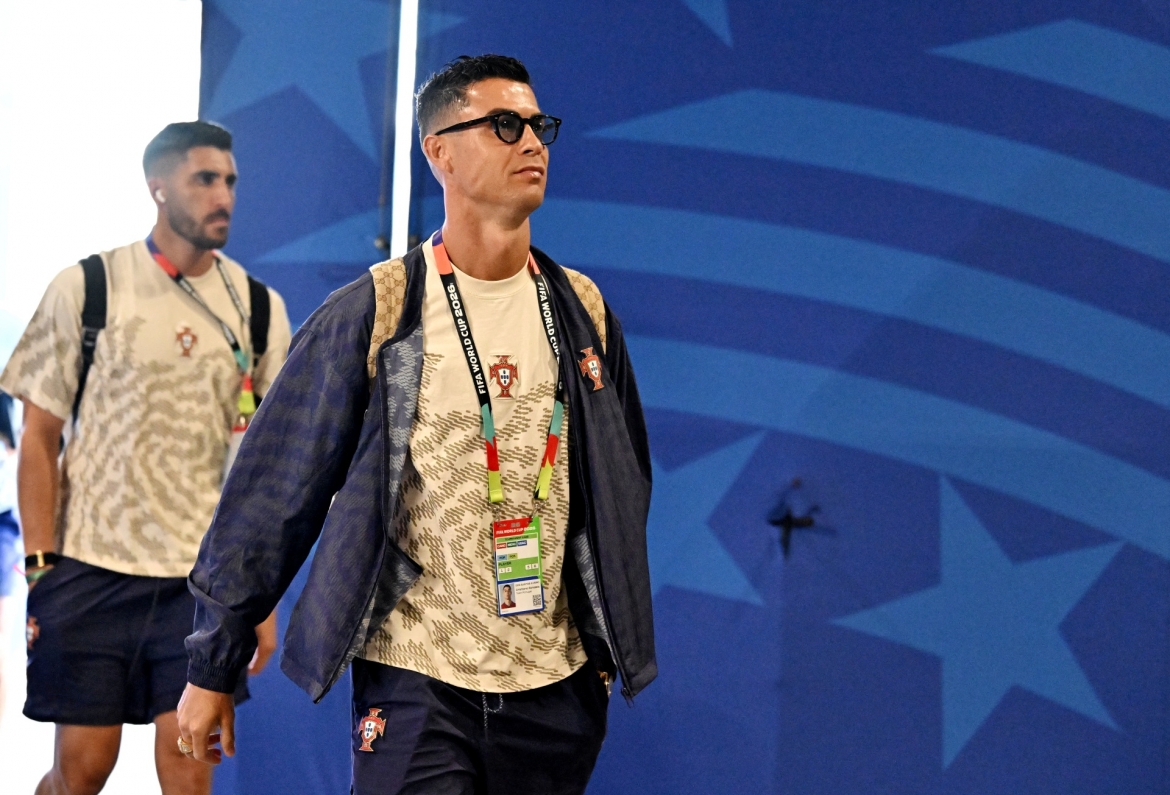 Ronaldo cùng các đồng đội có mặt ở sân Houston từ rất sớm (Ảnh: Reuters)