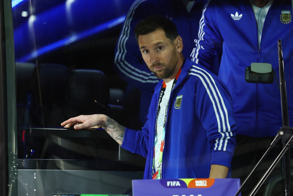 Messi cùng dàn sao Argentina đổ bộ sân vận động Dallas. (Ảnh: Reuters)