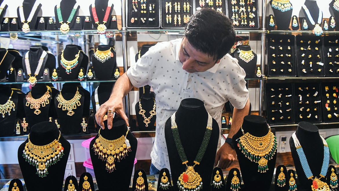 Một cửa hàng vàng trang sức tại Ấn Độ - Ảnh: ANI