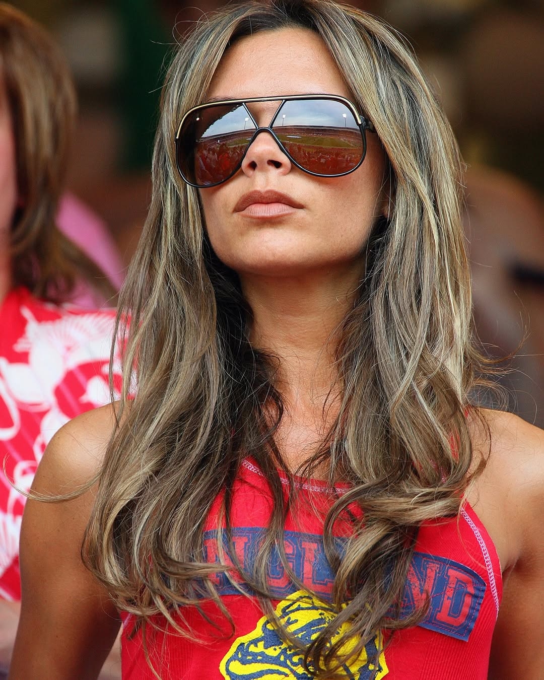 Sự xuất hiện của Victoria Beckham thu hút sự chú ý không kém các ngôi sao trên sân cỏ, phản ánh sức mạnh ngày càng lớn của văn hóa người nổi tiếng tại World Cup.