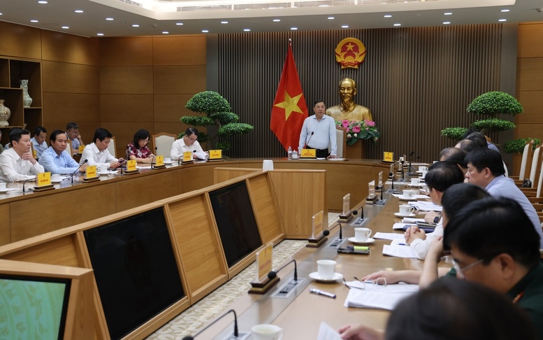 Ủy viên Bộ Chính trị, Phó Thủ tướng Thường trực Phạm Gia Túc chủ trì cuộc họp Ủy ban Hợp tác Việt Nam – Lào - Ảnh: VGP/Phương Nguyên