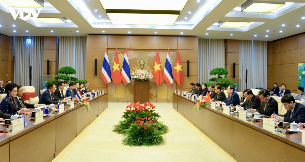 Cuộc hội đàm giữa Chủ tịch Quốc hội Trần Thanh Mẫn và Thủ tướng Vương quốc Thái Lan Anutin Charnvirakul