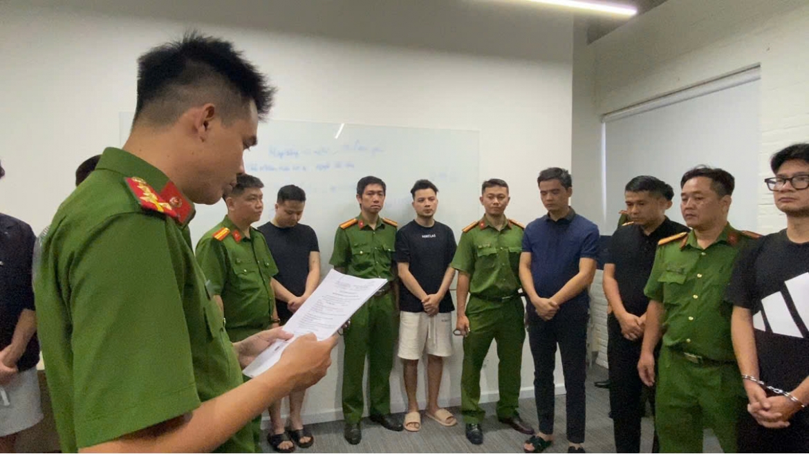 Công an TP.HCM cho biết, đã khởi tố 11 vụ án, khởi tố gần 200 bị can là lãnh đạo và nhân viên của các công ty này. (Ảnh: CACC)