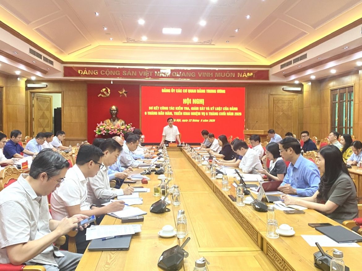 Toàn cảnh hội nghị. Ảnh Thúy Hằng