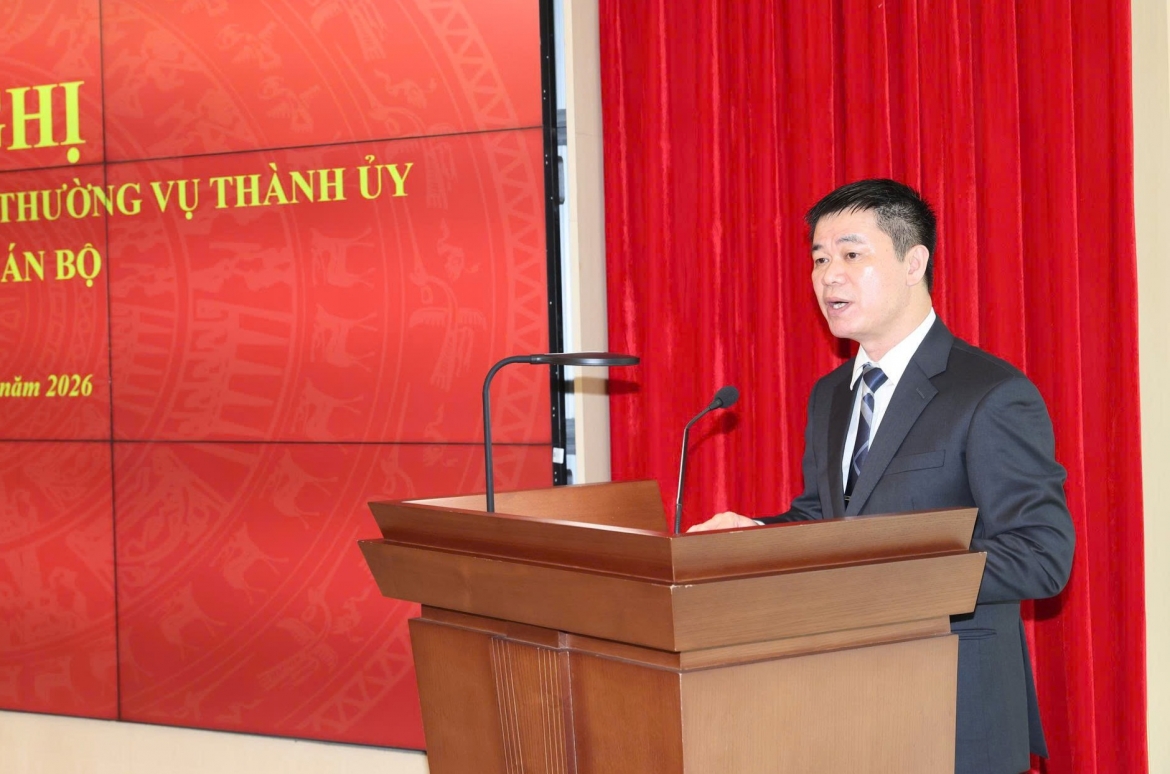 Ông Nguyễn Văn Toàn, Phó Trưởng Ban Nội chính Thành ủy Hà Nội phát biểu nhận nhiệm vụ.