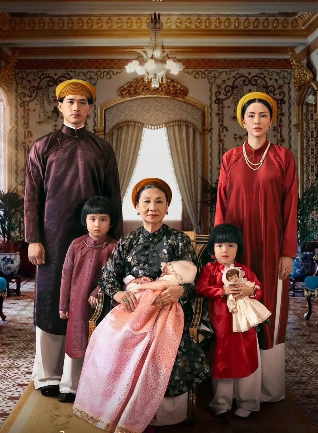 Hoàng hậu cuối cùng là dự án điện ảnh do bộ đôi đạo diễn Bảo Nhân và Nam Cito thực hiện sau hơn 6 năm phát triển.
