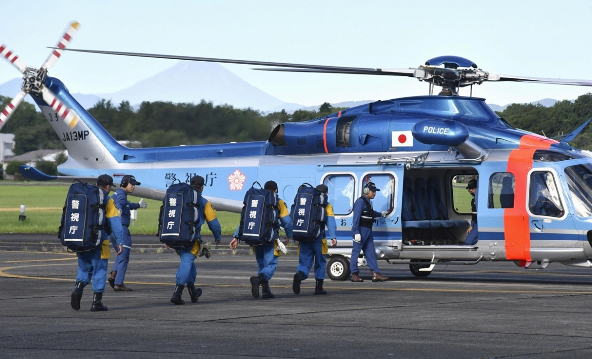 Đội cứu hộ khẩn cấp thuộc Sở Cảnh sát Tokyo lên trực thăng tới tỉnh Kumamoto tham gia cứu hộ sau trận động đất.