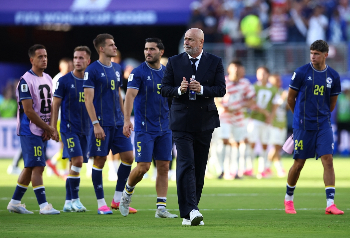 Bosnia ngậm ngùi dừng bước tại vòng 32 đội World Cup 2026. (Ảnh: Reuters)