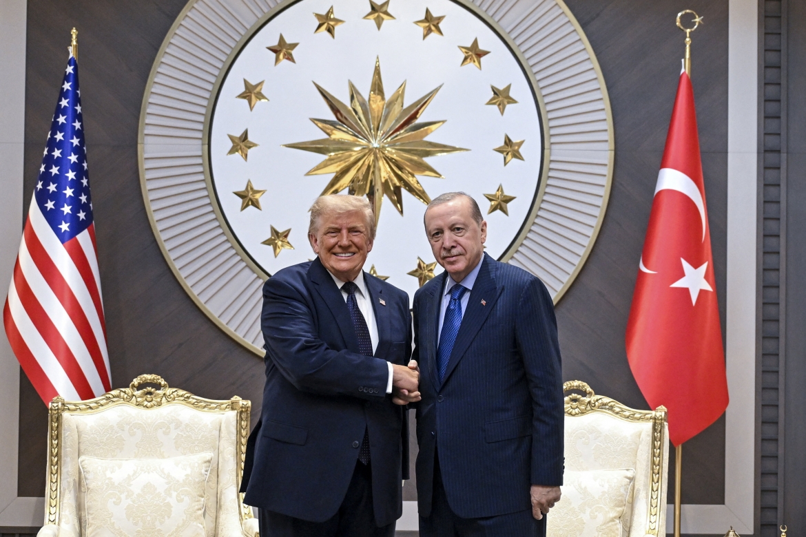 Tổng thống Thổ Nhĩ Kỳ Recep Tayyip Erdogan và người đồng cấp Mỹ Donald Trump đã thảo luận thương vụ F-35 tại cuộc gặp hồi đầu tháng 7 ở Ankara (Ảnh: Reuters)