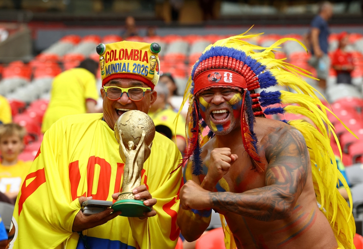 CĐV Colombia trên khán đài sân vận động BC Place Vancouver. (Ảnh: Reuters)