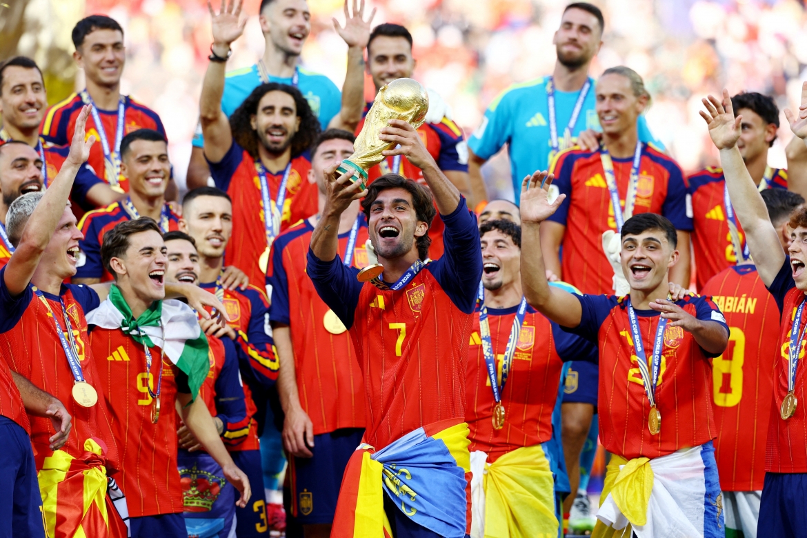 Tiền đạo Ferran Torres là người hùng mang về chức vô địch World Cup 2026 cho Tây Ban Nha khi ghi bàn thắng duy nhất trước Argentina trong trận chung kết.