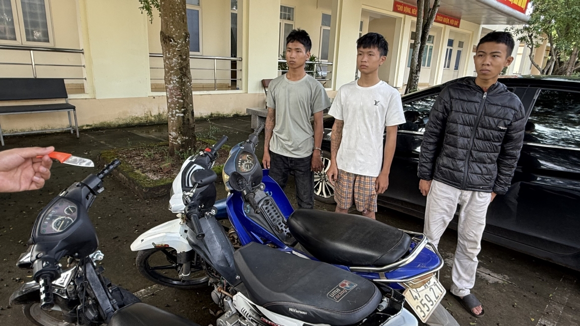 3 đối tượng bị bắt ngay sau 4 giờ gây án, còn đối tượng cầm đầu đã bỏ trốn. (Ảnh: Công an Đắk Lắk)