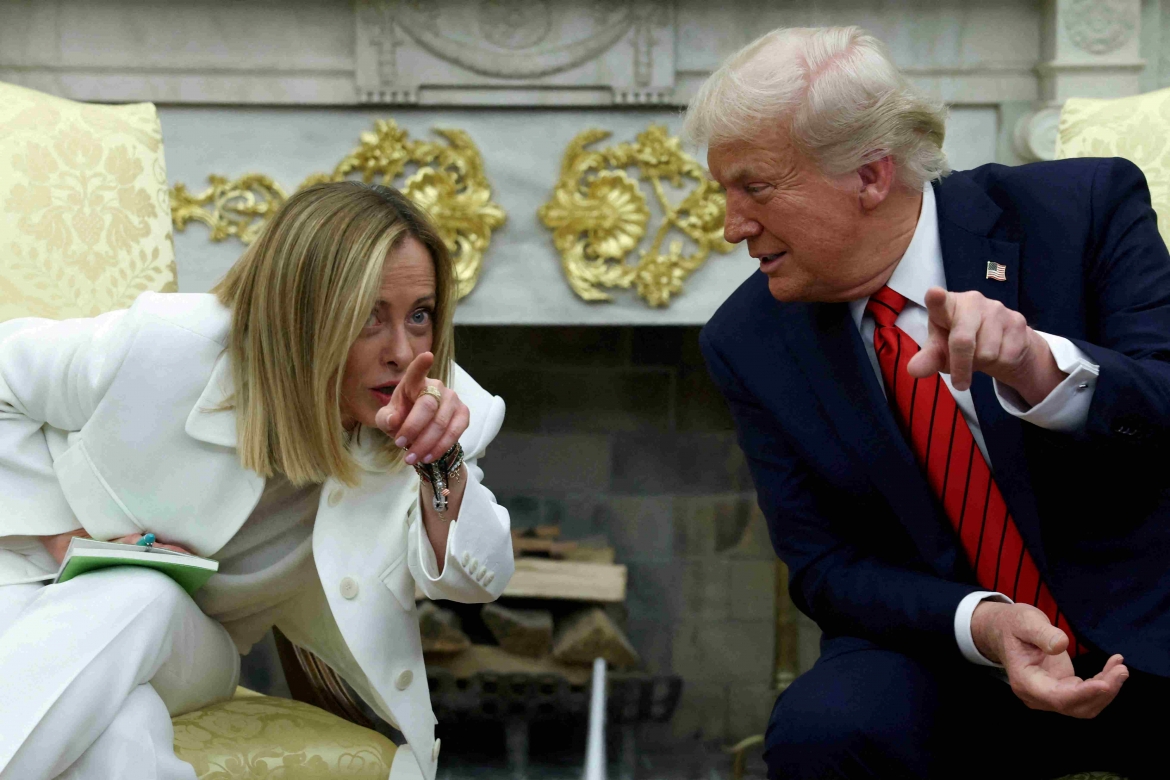Tổng thống Mỹ Donald Trump và Thủ tướng Italy Giorgia Meloni tại Nhà Trắng ngày 17/4/2025. Ảnh: Reuters