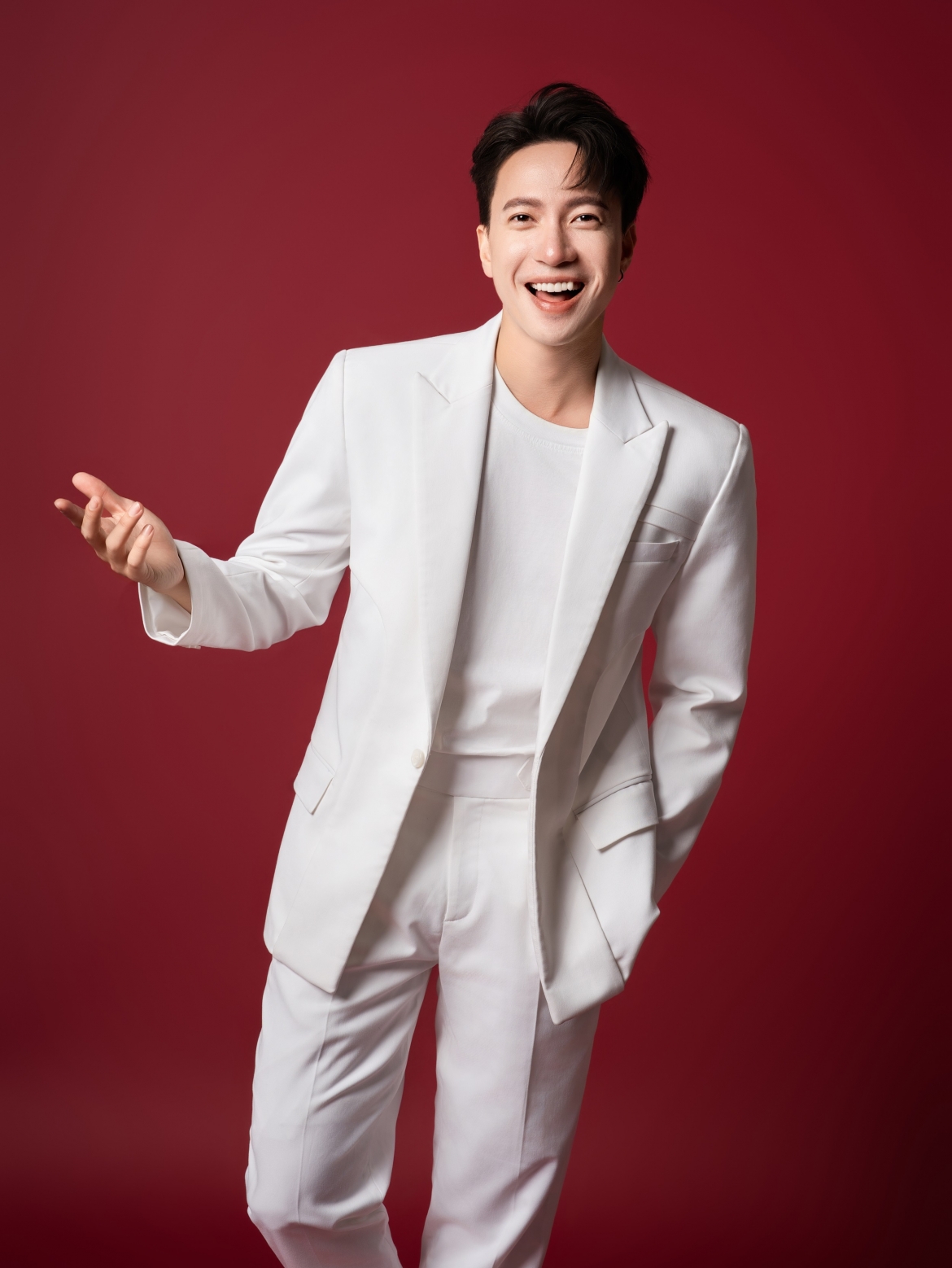 Ca sĩ S.T Sơn Thạch