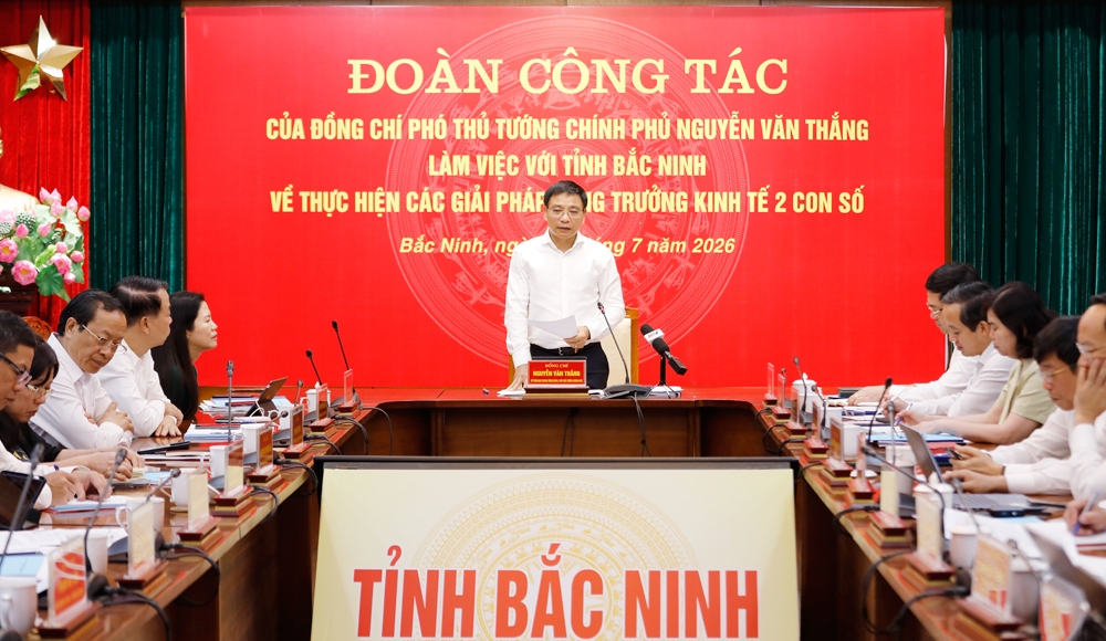 Phó Thủ tướng Nguyễn Văn Thắng phát biểu tại buổi làm việc