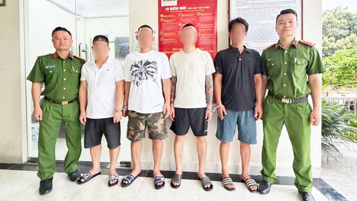 Các đối tượng tại Công an xã