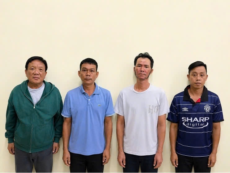 Các đối tượng tại cơ quan công an