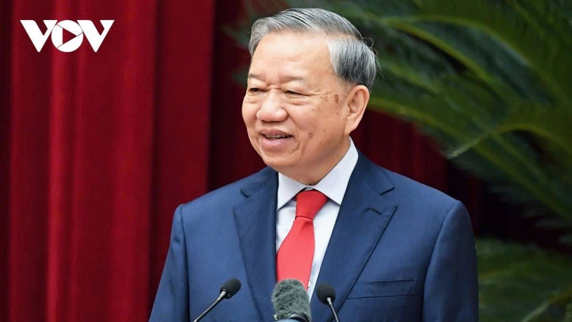 Tổng Bí thư, Chủ tịch nước Tô Lâm đã ký ban hành Chỉ thị số 07 về "Đẩy mạnh học tập, thực hành tư tưởng, đạo đức, phương pháp, phong cách Hồ Chí Minh trong giai đoạn phát triển mới". 