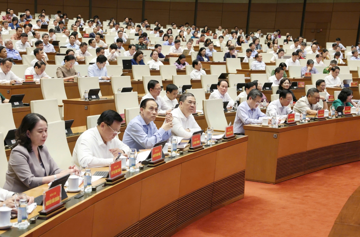 Các đại biểu tại hội nghị.
