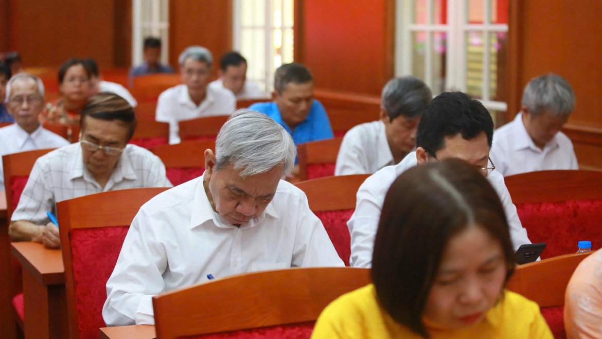 Đại biểu tham dự hội nghị