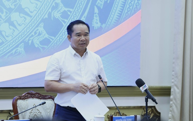 Chủ tịch UBND TPHCM Nguyễn Văn Được báo cáo tại cuộc làm việc - Ảnh: VGP/Phương Nguyên