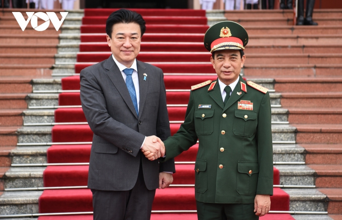 Đại tướng Phan Văn Giang đã từng hội đàm với ông Kihara Minoru - cựu Bộ trưởng Quốc phòng, nay là Chánh Văn phòng Nội các Nhật Bản, tại Hà Nội vào tháng 8-2024