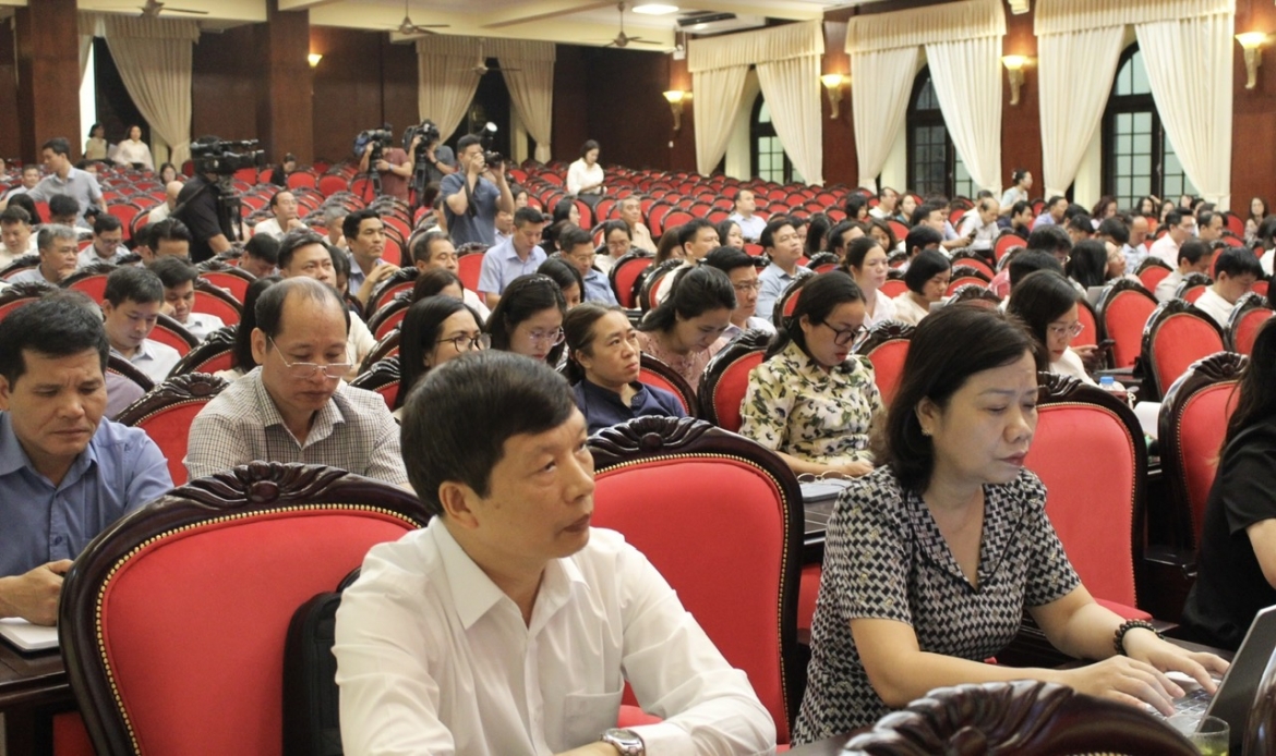 Các đại biểu dự hội nghị