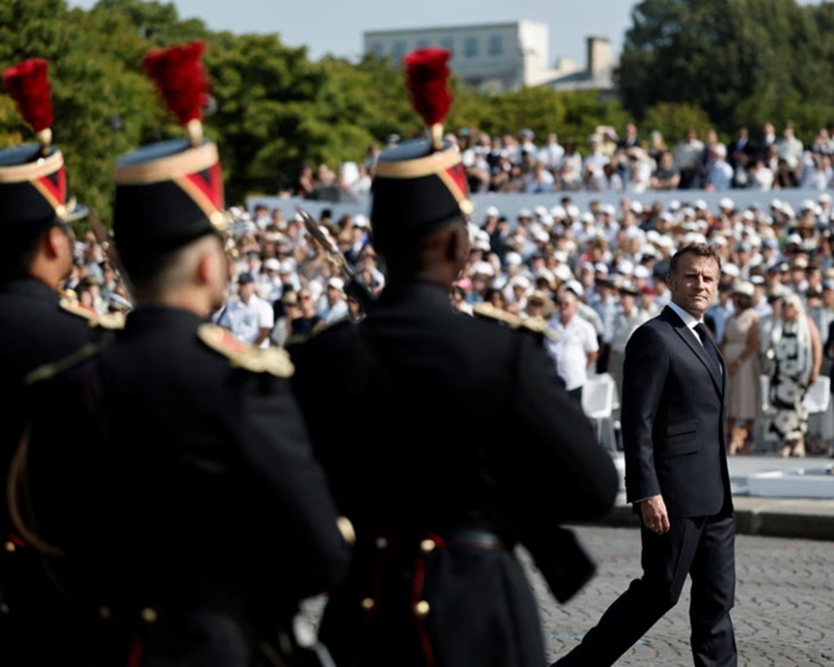 Đây là cuộc duyệt binh cuối cùng của Tổng thống Emmanuel Macron trên cương vị nguyên thủ quốc gia. (Ảnh: Reuters)