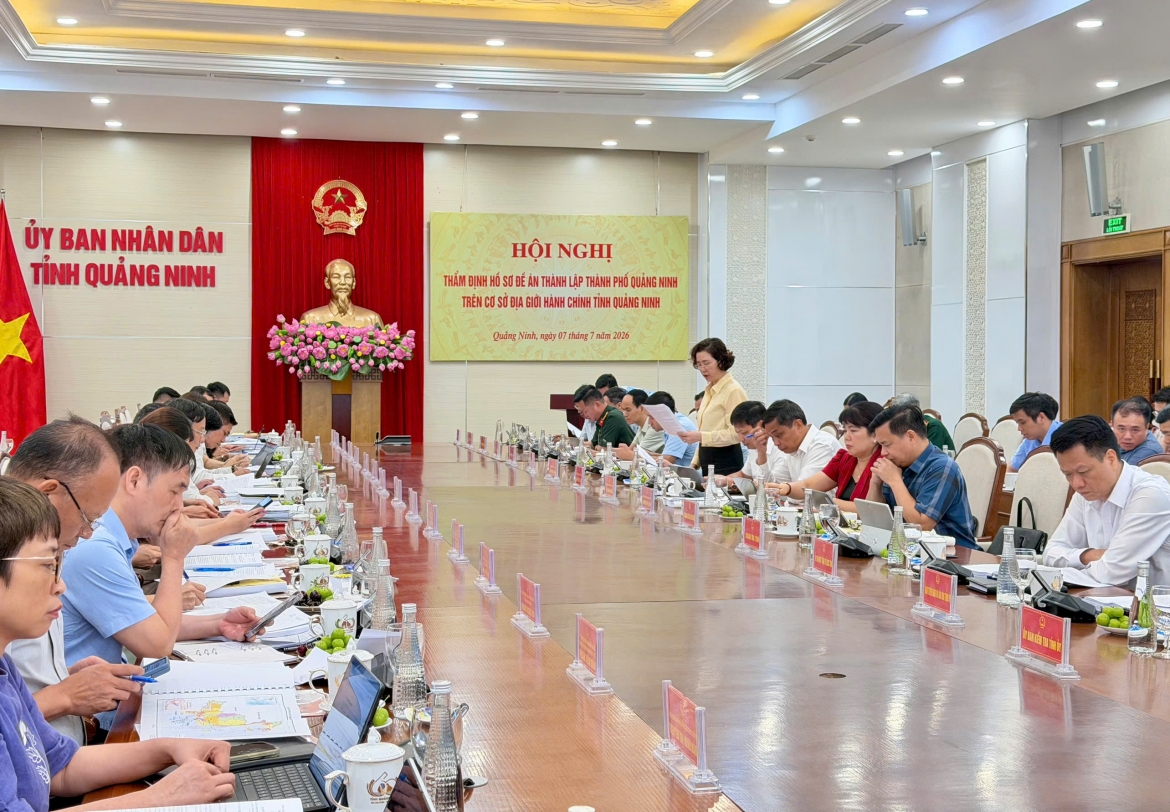 Đoàn công tác liên ngành của trung ương làm việc với UBND tỉnh Quảng Ninh về Đề án thành lập thành phố trực thuộc Trung ương