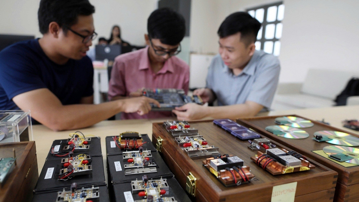 Nghị quyết số 57 xác định khoa học, công nghệ, đổi mới sáng tạo và chuyển đổi số là động lực quan trọng để phát triển đất nước.