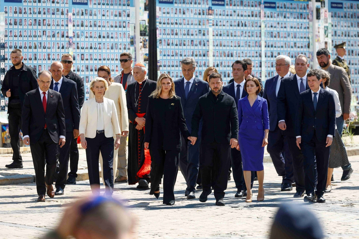 Các thành viên EU vẫn muốn đoàn kết với Ukraine, nhưng không sẵn lòng chịu thêm thiệt hại để trừng phạt Nga (Ảnh: Reuters)