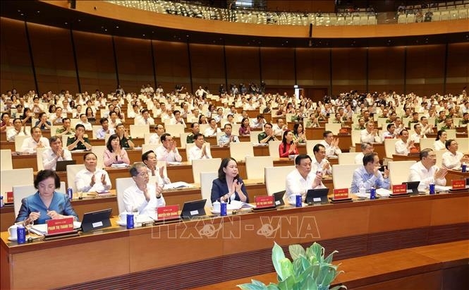 Các đại biểu tại Hội nghị sơ kết 1 năm vận hành mô hình tổ chức tổng thể của hệ thống chính trị và mô hình chính quyền 3 cấp. Ảnh TTXVN