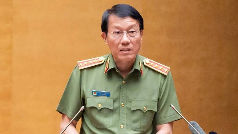 Bộ trưởng Bộ Công an Lương Tam Quang trình bày chuyên đề tại hội nghị.