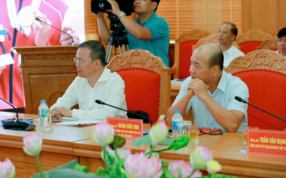 Phát biểu tại hội thảo, ông Hoàng Quốc Vinh đánh giá rằng 3 điều kiện tiên quyết nhất để công tác tuyển chọn, đào tạo thi đấu thể thao thành tích cao đạt được hiệu quả là phải có đội ngũ HLV giỏi, lực lượng VĐV nòng cốt và ứng dụng khoa học kỹ thuật hiện đại đối với công tác chuyên môn.