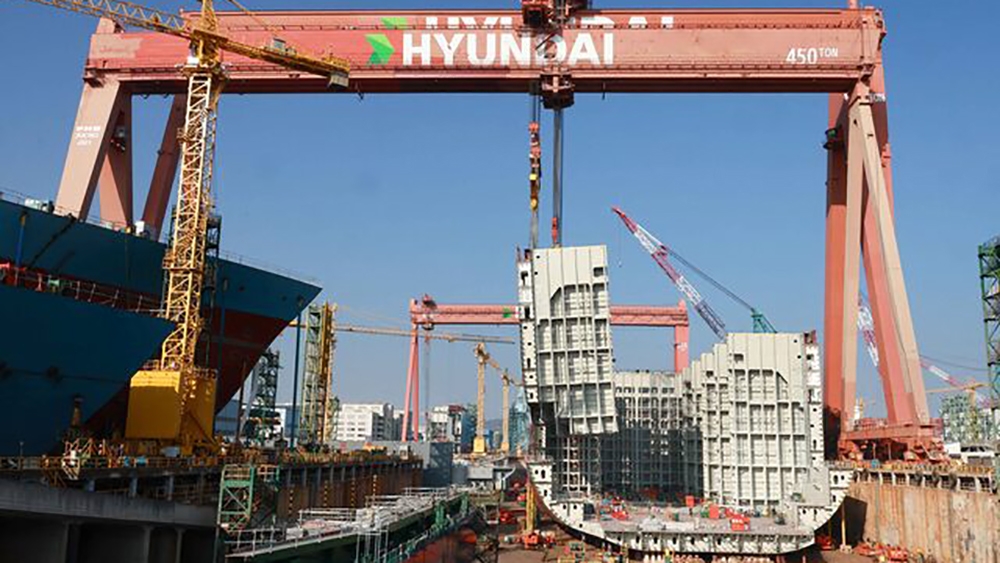 Một xưởng đóng tàu của HD Hyundai. Ảnh Reuters
