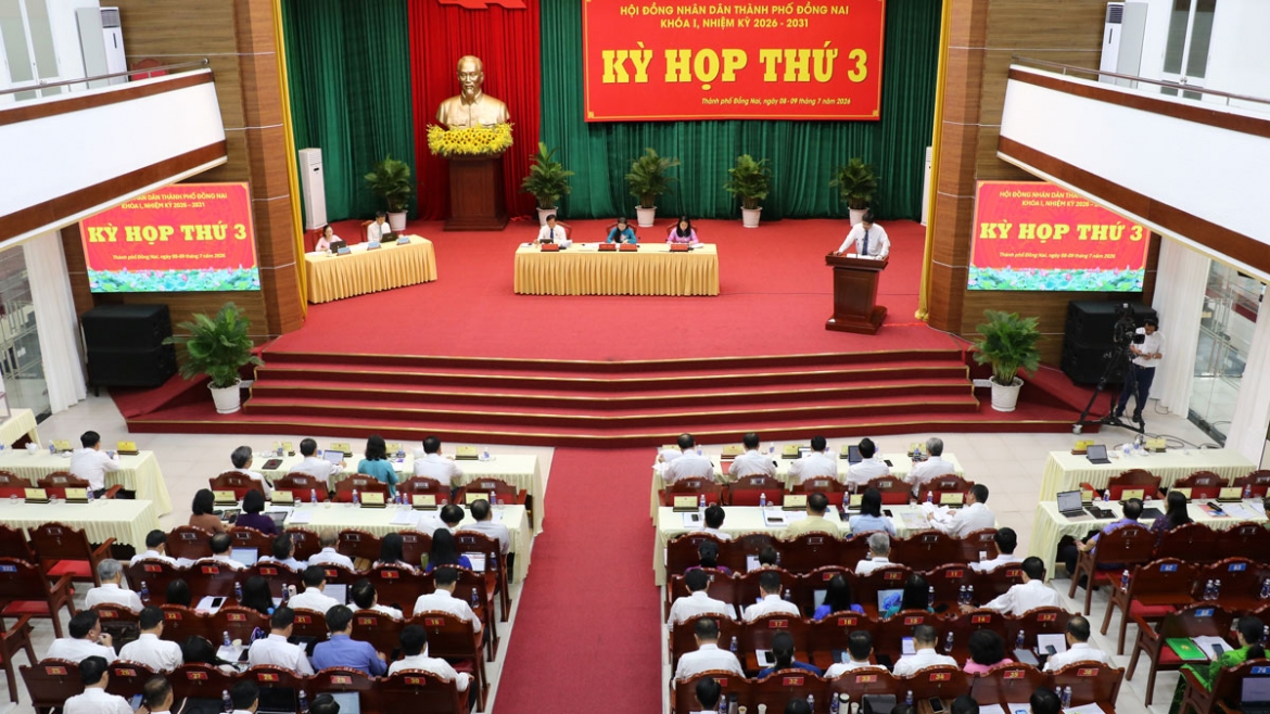 Toàn cảnh kỳ họp 