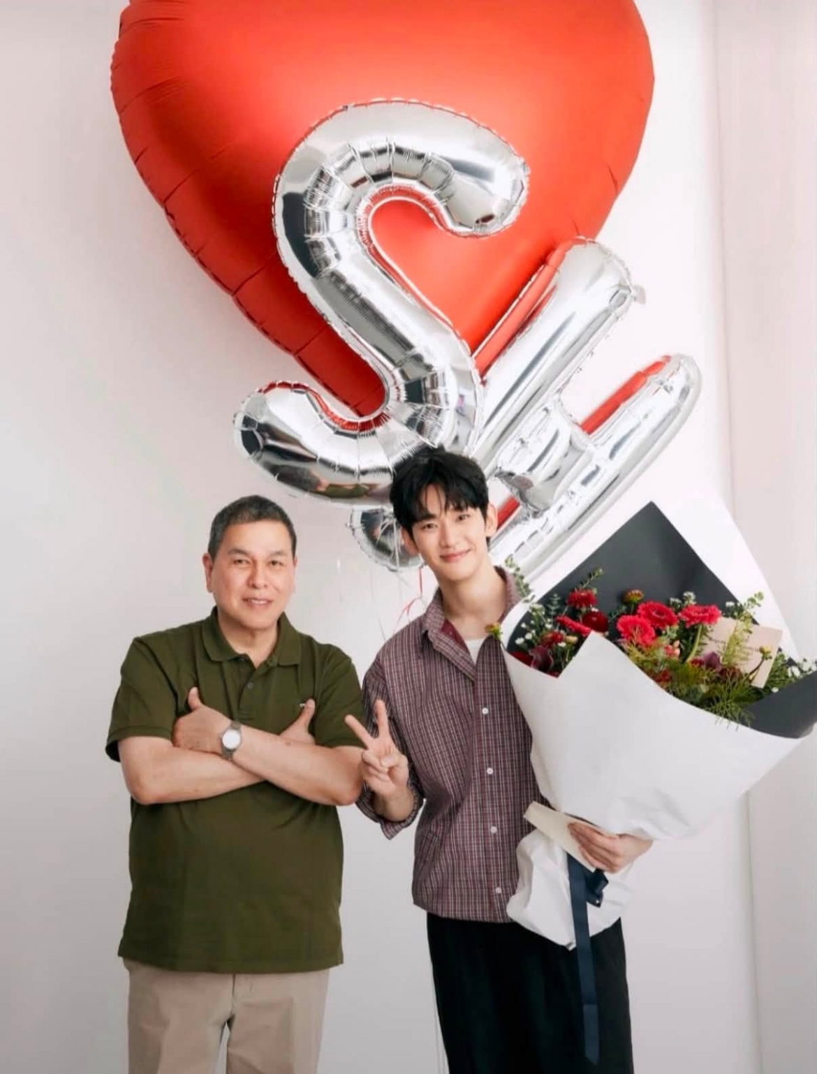 Kim Soo Hyun tham gia quay quảng cáo sau 16 tháng tạm ngừng hoạt động