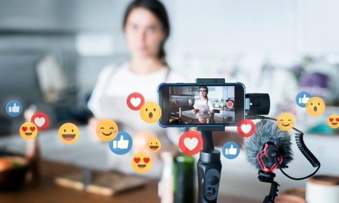Nền tảng thương mại điện tử có cung cấp tính năng livestream bán hàng thì phải công khai quy chế hoạt động livestream bán hàng