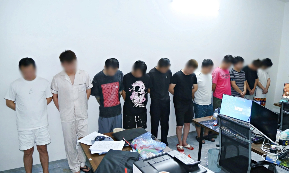 Các đối tượng tại thời điểm phát hiện vi phạm